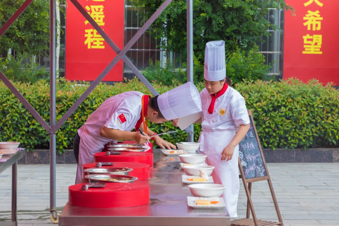 【学技能，展风采】赣州新东方烹饪学校刀工阶段性考核！