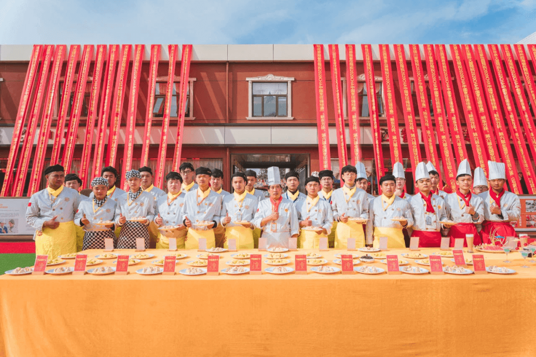 央视节目组入驻新东方，《厨王争霸》拍摄场地大揭秘！