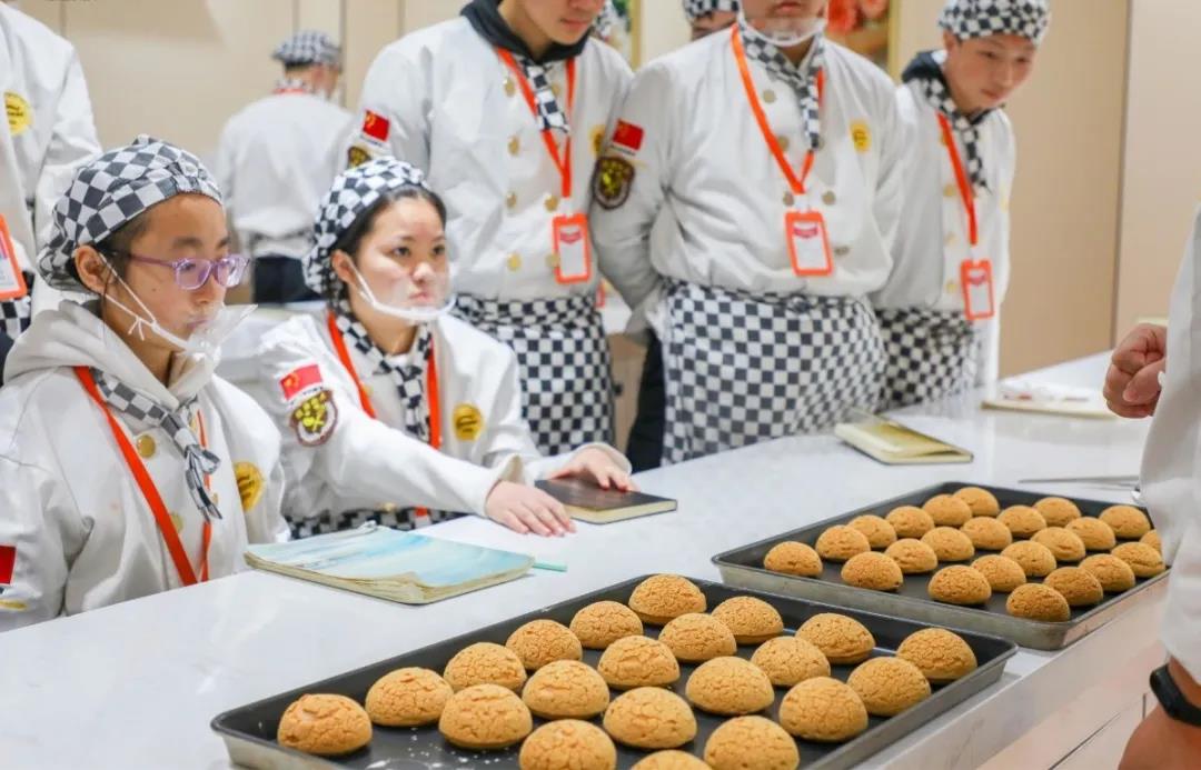 在赣州新东方人的眼里，烹饪或许是这样的……