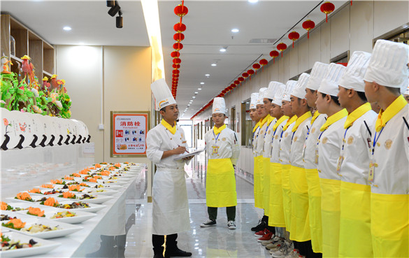 烹饪专业的学生是如何探索食物的风味特征的？