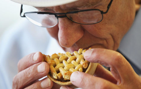 闻一闻垃圾食品可能会抑制食欲？