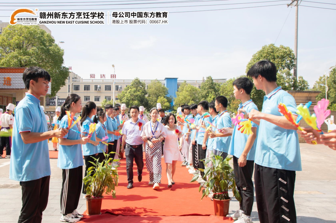 家校同育，学子成长成才，赣州新东方家长鉴证会圆满落幕！