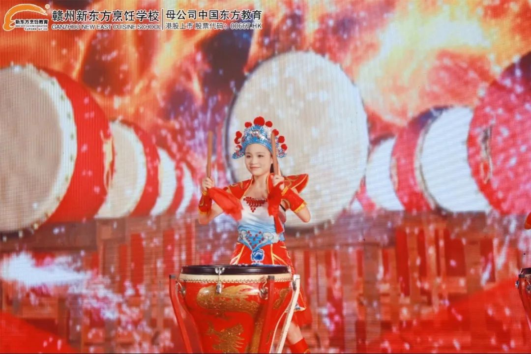 【校园动态】赣州新东方中秋国庆文艺汇演国庆文艺晚会浓情上演!