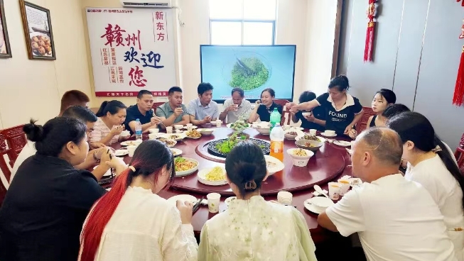 家校同心鉴成长，赴一场技能之约｜赣州新东方厨王全科2502班家长鉴证会温情落幕